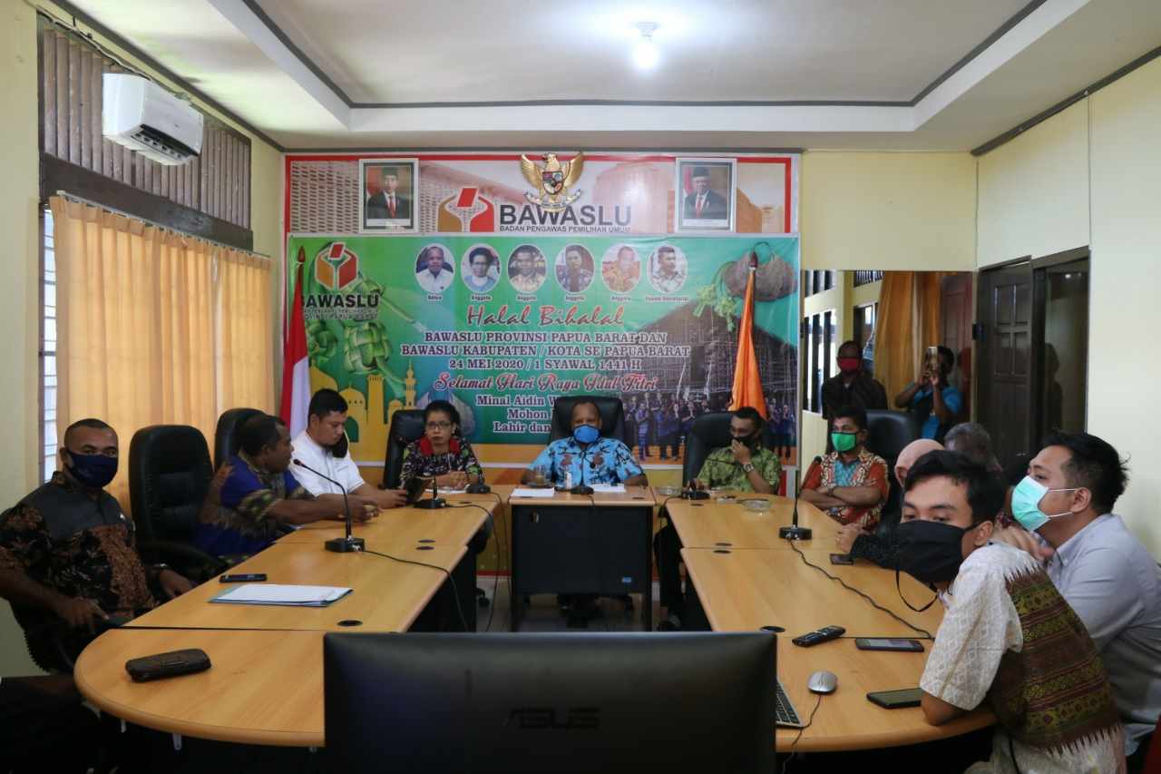 Pererat Silaturahmi, Bawaslu Papua Barat Gelar Halalbihalal Virtual