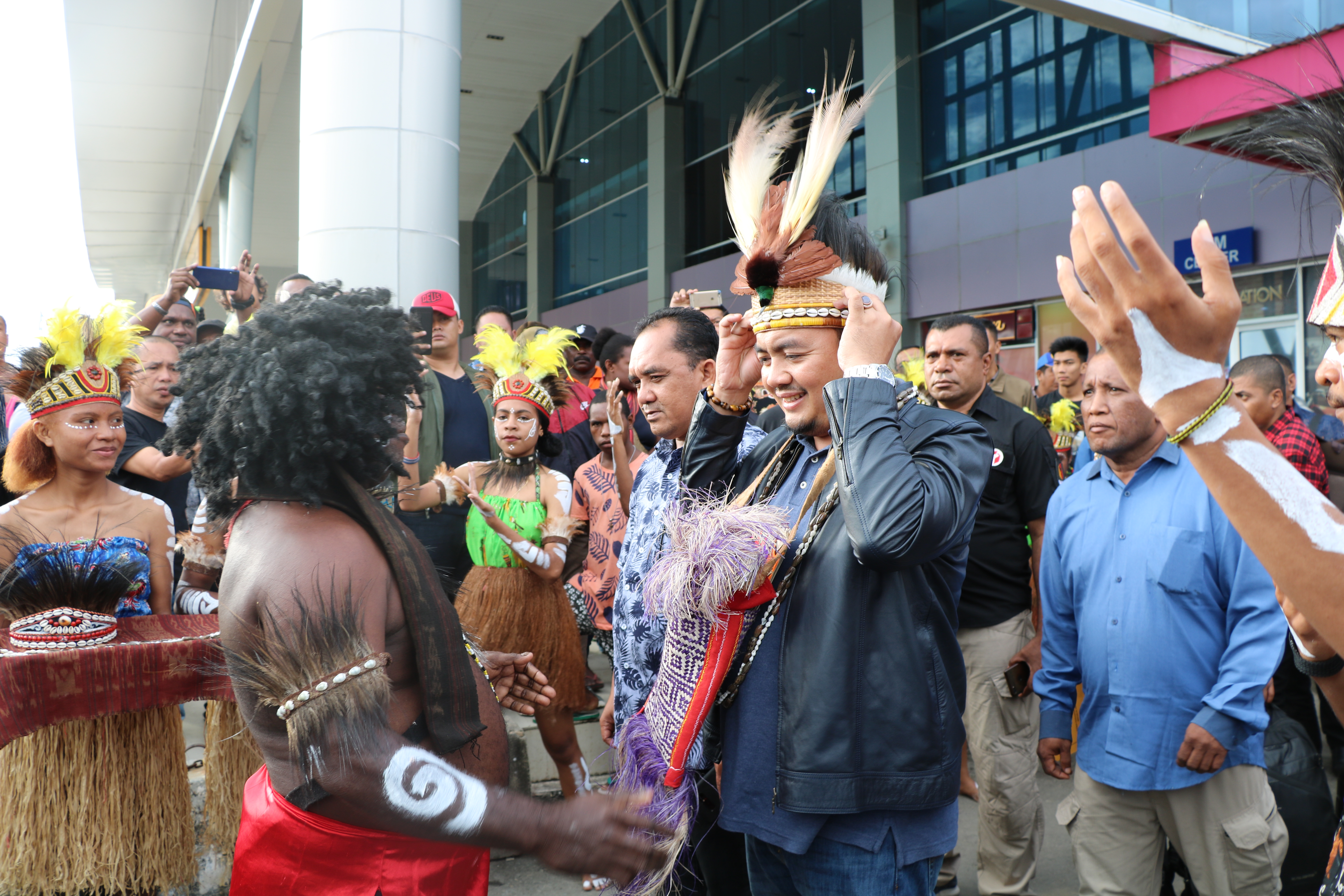 Tiba di Sorong, Afifuddin Disambut Ucapan Selamat Datang"""