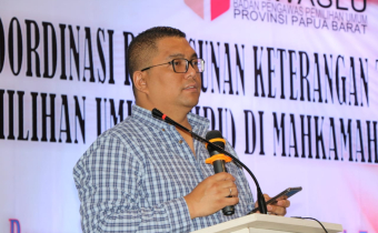 Anggota Bawaslu, Jangan Sampai Masuk Grup Bawaslu Menanti"""